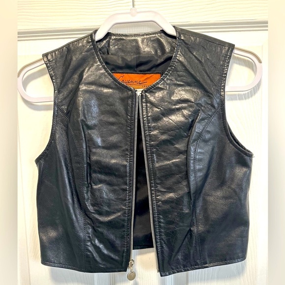 1990s Fitted Zip Up Leather Cropped Vest - Picture 3 of 8